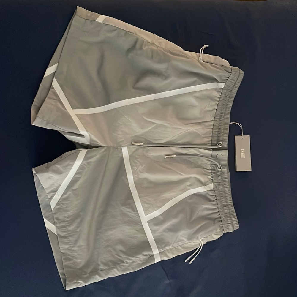 Kith Shorts Grey Nylon Medium